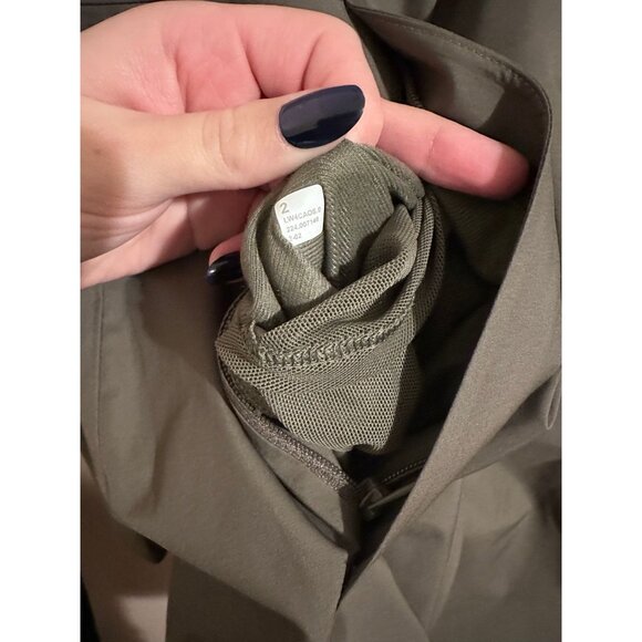 lululemon olive green rain rebel jacket - Picture 3 of 4